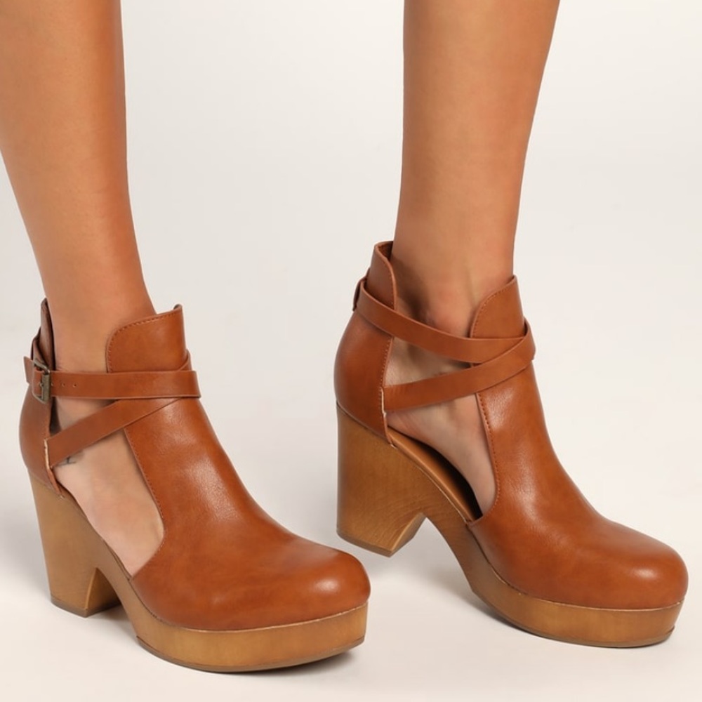 Cutout Platform Ankle Booties